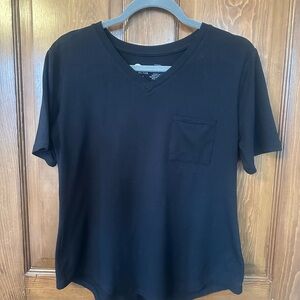 ZYIA Active Black Go To Pocket Tee